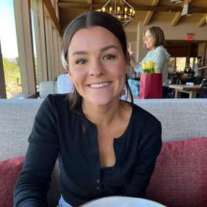 Meet your posher, Em 💛 NOTHING AFTER THIS POST IS FOR SALE !!